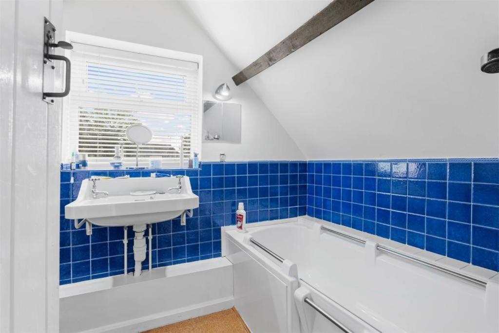 Apartamento The Corner House, 36, Broadway Road, Evesham Exterior foto